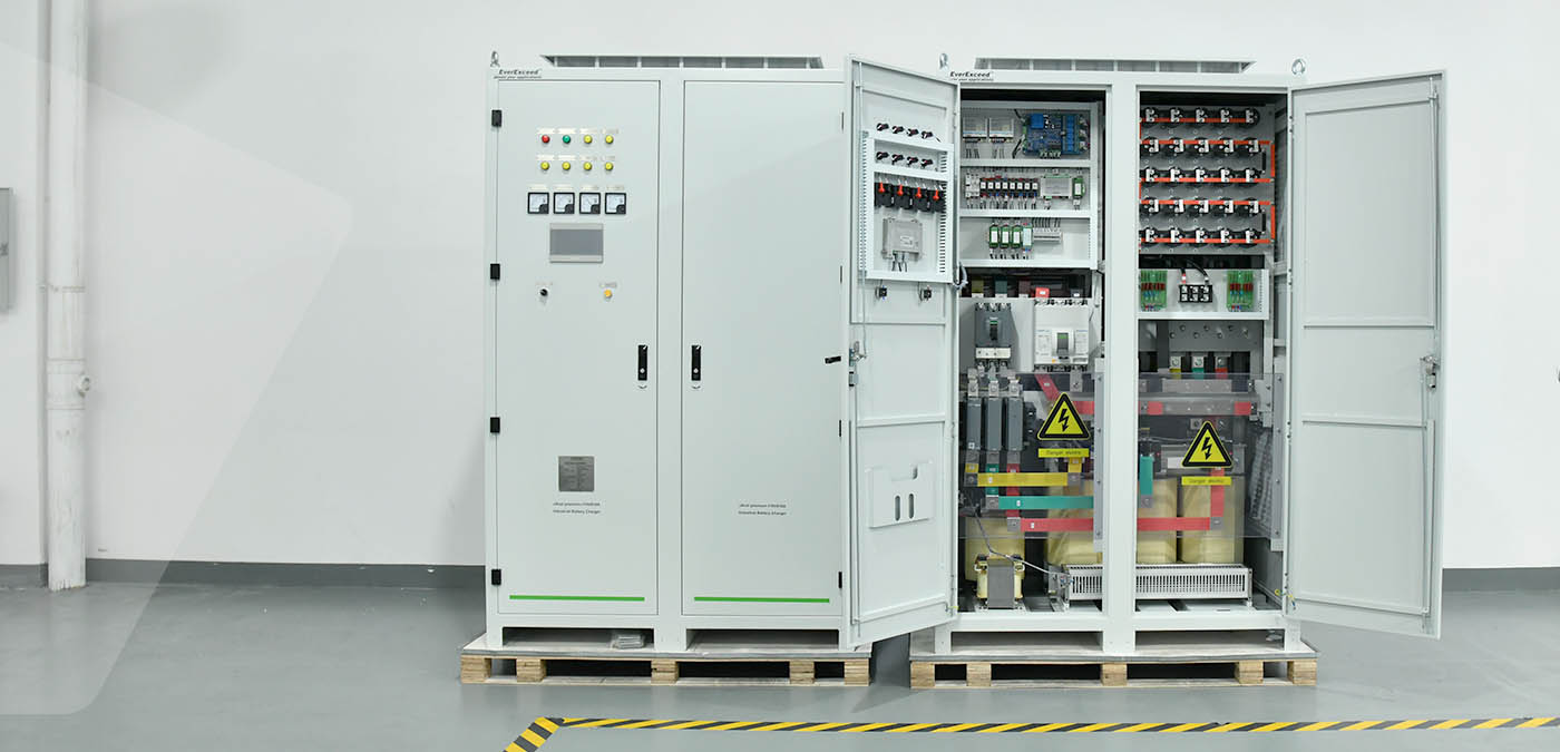 Pengisi Daya Industri Premium uXcel 110V8181A untuk Proyek Renovasi Gardu Induk